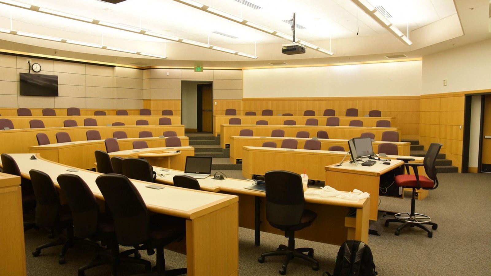 Elevate your career through business MBA Programs